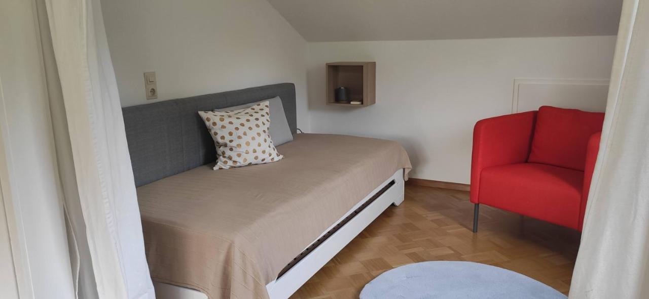Ferienwohnung Belchenblick Штауфен-ім-Брайсґау Екстер'єр фото
